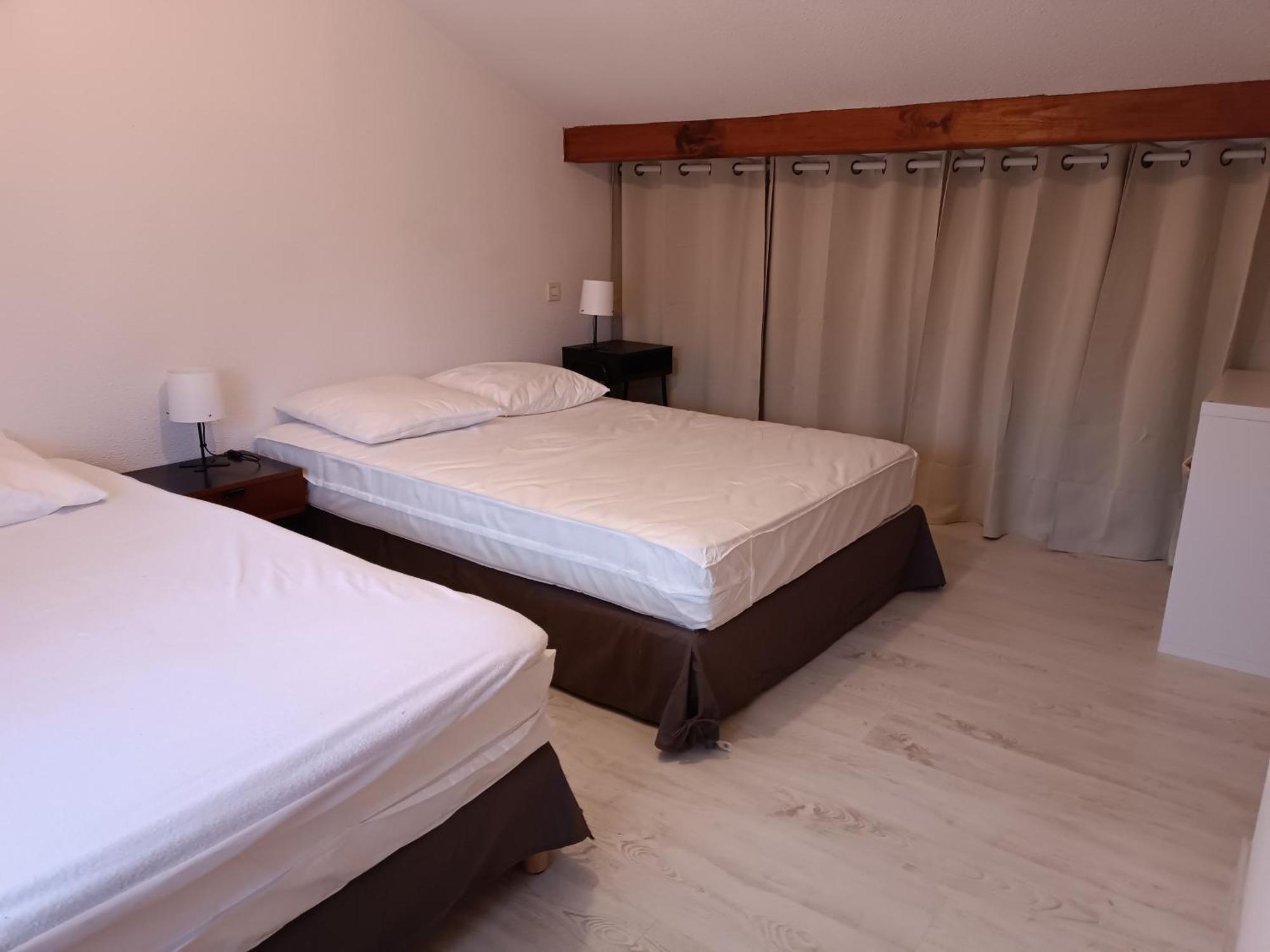 Maison Classee Avec Jardinets A 800M De La Plage 카브레톤 외부 사진