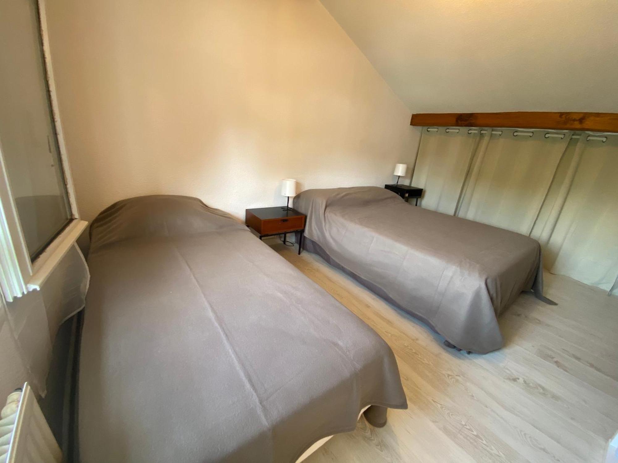 Maison Classee Avec Jardinets A 800M De La Plage 카브레톤 외부 사진